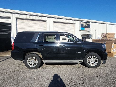 Used 2015 Chevrolet Tahoe LT AWD/4WD image 6