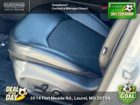 Used 2025 Jeep Compass Latitude w/ Sun & Sound Group AWD/4WD image 7