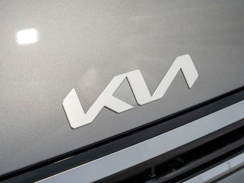 New 2025 Kia K4 EX image 3