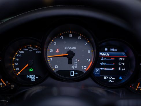 Used 2019 Porsche 911 GT3 RS RWD image 48