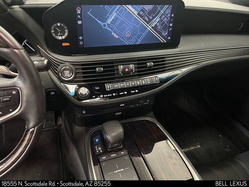 Used 2022 Lexus LS 500 w/ Interior Upgrade Package RWD image 21