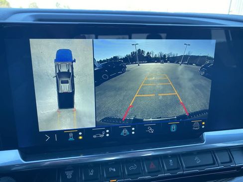 Used 2026 Chevrolet Silverado 2500 LT w/ Trail Boss Package image 17