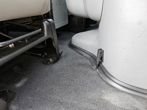 Used 2011 Ford E-250 and Econoline 250 w/ PWR Group image 38