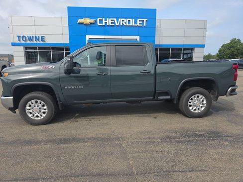 Used 2025 Chevrolet Silverado 2500 LT w/ All Star Edition AWD/4WD image 4