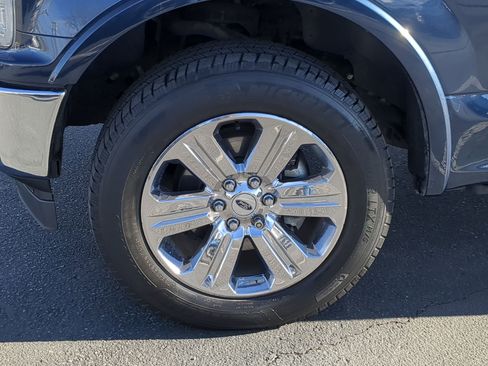 Used 2019 Ford F150 Lariat w/ Equipment Group 502A Luxury image 13