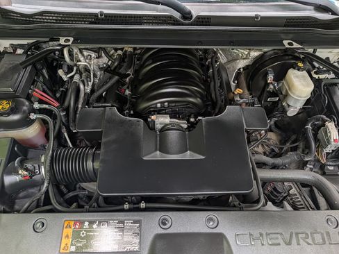Used 2018 Chevrolet Tahoe LT AWD/4WD image 24