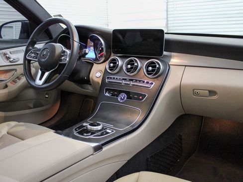Used 2020 Mercedes-Benz C 300 Sedan image 23