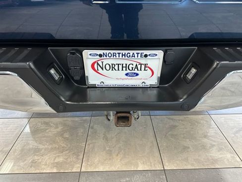 Used 2018 Ford F150 Lariat w/ Equipment Group 502A Luxury AWD/4WD image 10