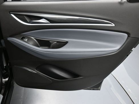 Used 2023 Buick Enclave Essence w/ Experience Buick Package image 18