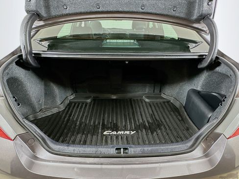 Used 2015 Toyota Camry SE image 27