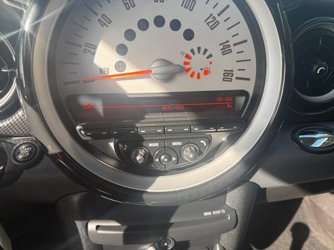 Used 2011 MINI Cooper S image 23