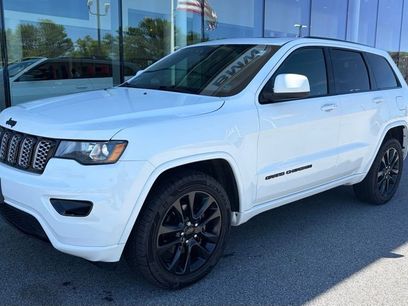 Used 2018 Jeep Grand Cherokee Altitude
