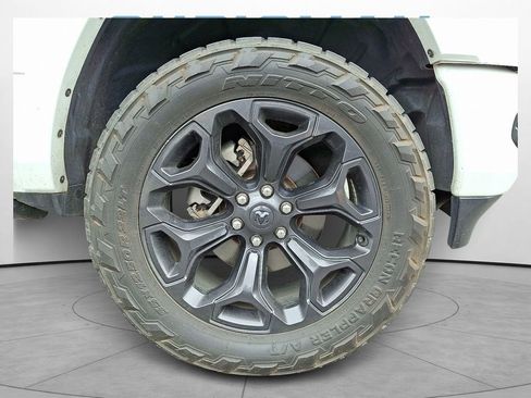 Used 2022 RAM 1500 Limited AWD/4WD image 7