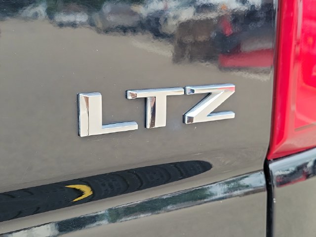 Certified 2020 Chevrolet Silverado 2500 LTZ w/ LTZ Plus Package AWD/4WD image 37
