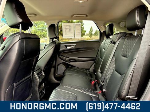 Used 2024 Ford Edge Titanium image 16