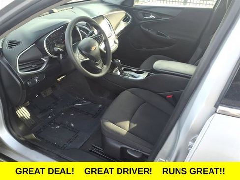 Used 2019 Chevrolet Malibu LS image 14