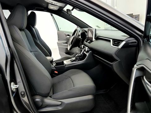 Used 2023 Toyota RAV4 SE AWD/4WD image 17