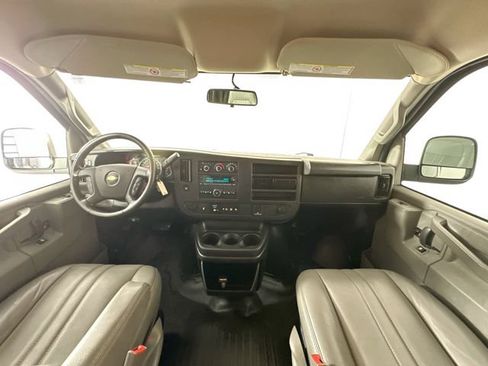 Used 2022 Chevrolet Express 2500 w/ Driver Convenience Package RWD image 11