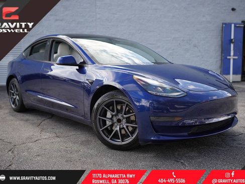 Used 2021 Tesla Model 3 Standard Range Plus image 9