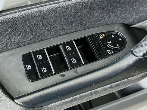 Used 2025 MAZDA CX-50 AWD 2.5 S w/ Premium Package image 15