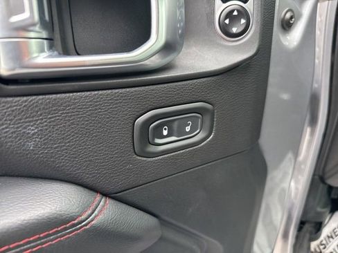 Used 2019 Jeep Wrangler Unlimited Rubicon AWD/4WD image 26