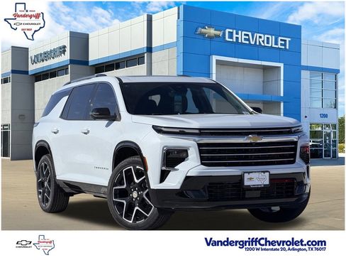 New 2026 Chevrolet Traverse High Country image 1