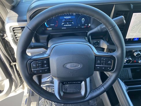 New 2026 Ford F250 Platinum AWD/4WD image 32