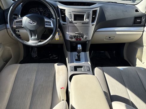 Used 2013 Subaru Outback 2.5i Premium AWD/4WD image 15