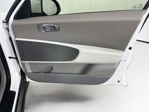 Used 2024 Hyundai Ioniq 6 SEL AWD/4WD image 32