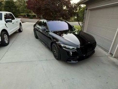 Used 2022 Mercedes-Benz S 580 4MATIC Sedan image 1