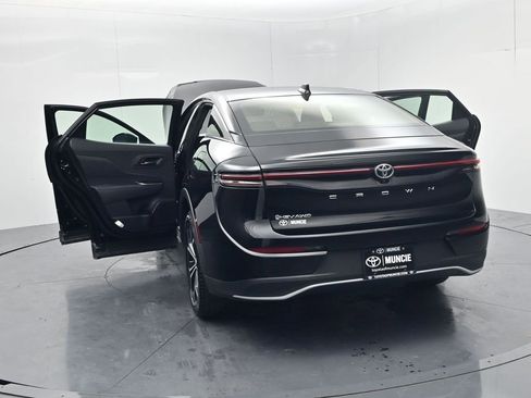 Used 2024 Toyota Crown XLE image 58