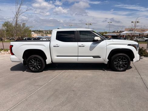 Used 2024 Toyota Tundra Platinum AWD/4WD image 11
