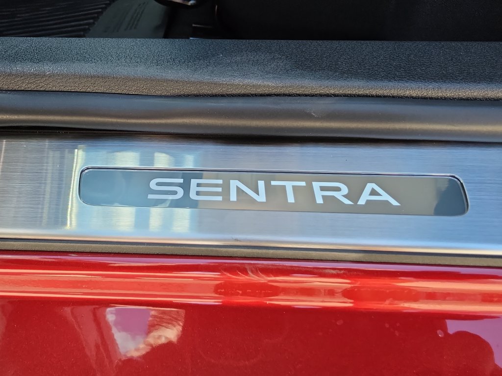 New 2027 Nissan Sentra SR w/ Floor Mat Package FWD image 37
