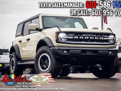 New 2026 Ford Bronco Outer Banks w/ Sasquatch Package image 29