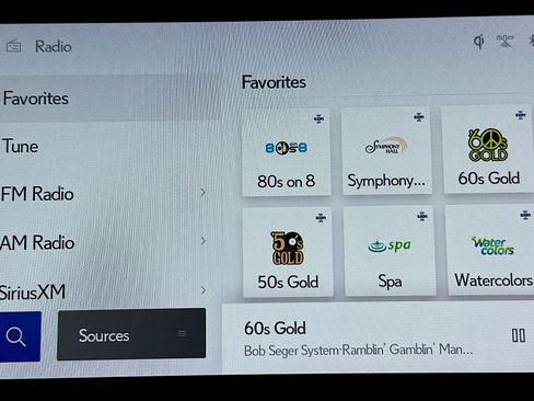 Used 2024 Lexus ES 350 w/ Premium Package image 24