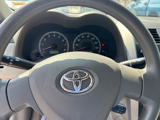 Used 2009 Toyota Corolla FWD image 17