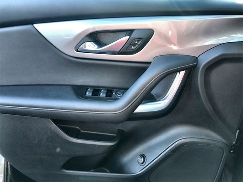 Used 2024 Chevrolet Blazer LT w/ Convenience Package image 13