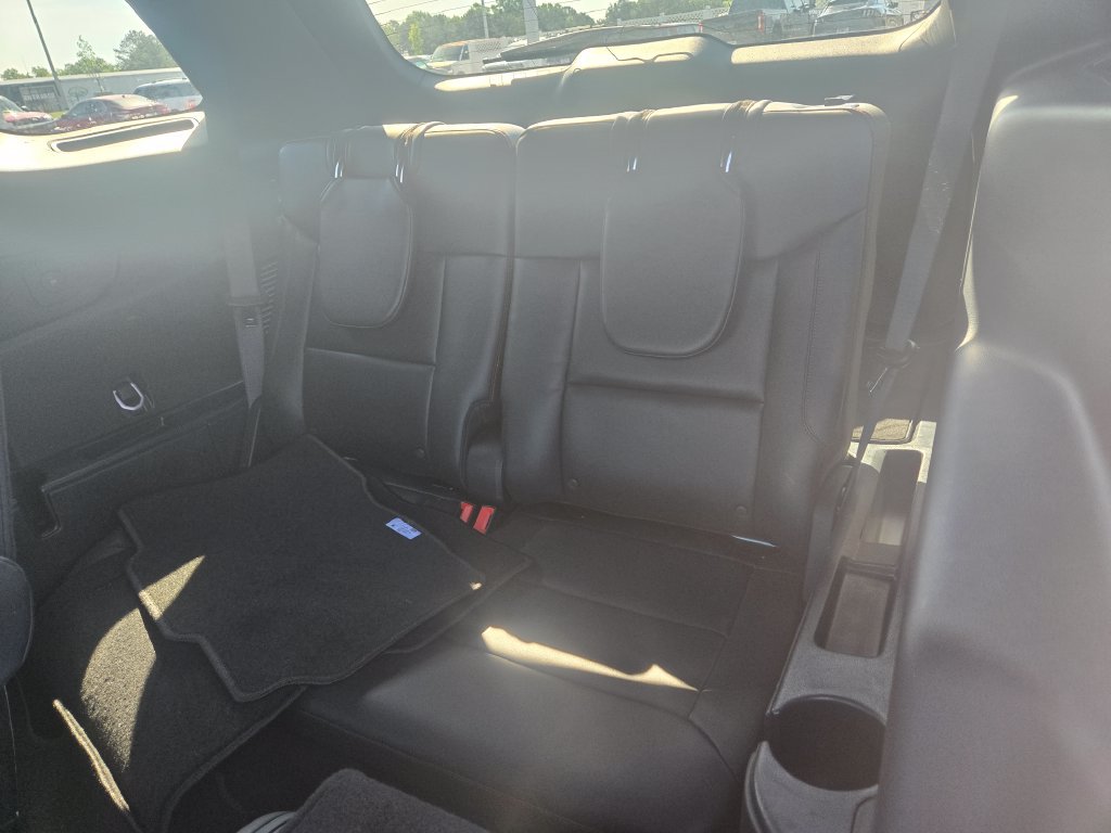 Used 2025 Ford Explorer ST w/ Sun And Sound Package AWD/4WD image 9