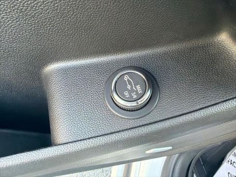 Used 2020 Chevrolet Traverse High Country w/ LPO, Floor Liner Package FWD image 18