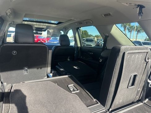 Used 2023 Nissan Pathfinder SL w/ SL Premium Package image 48