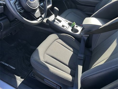 Used 2024 Subaru Crosstrek 2.0i Premium w/ Popular Package #4 image 11