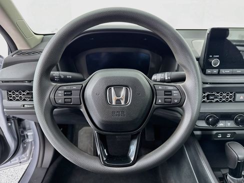 Certified 2023 Honda Accord LX image 11