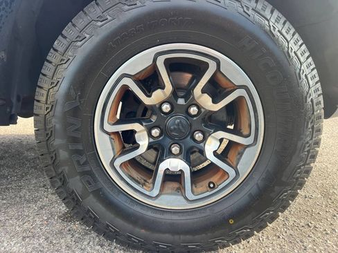 Used 2015 RAM 1500 Rebel AWD/4WD image 25