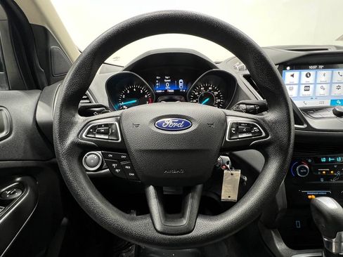 Used 2017 Ford Escape SE w/ Equipment Group 201A AWD/4WD image 22