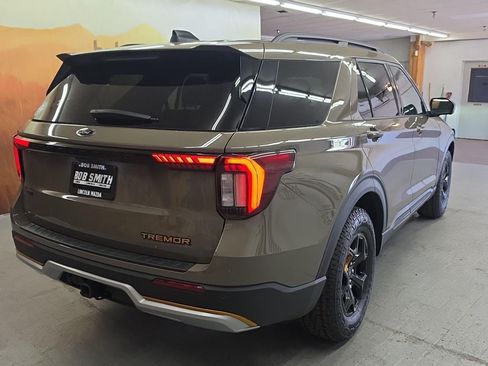 Used 2026 Ford Explorer Tremor w/ Tremor Convenience Package AWD/4WD image 18
