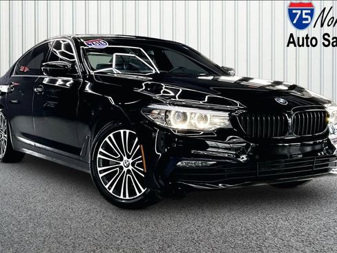 Used 2018 BMW 530i xDrive AWD/4WD image 1