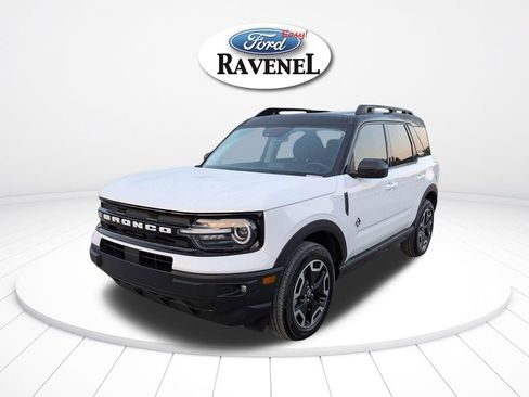 Used 2024 Ford Bronco Sport Outer Banks w/ Tech Package AWD/4WD image 8