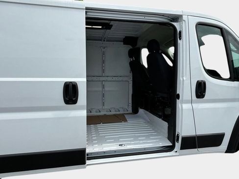 New 2024 RAM ProMaster 2500 w/ Storage Group image 4