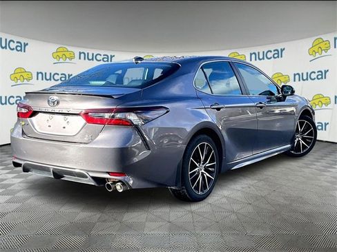 Used 2023 Toyota Camry SE image 13