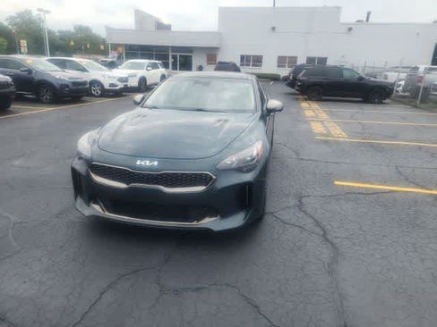 Used 2022 Kia Stinger GT2 AWD/4WD image 2